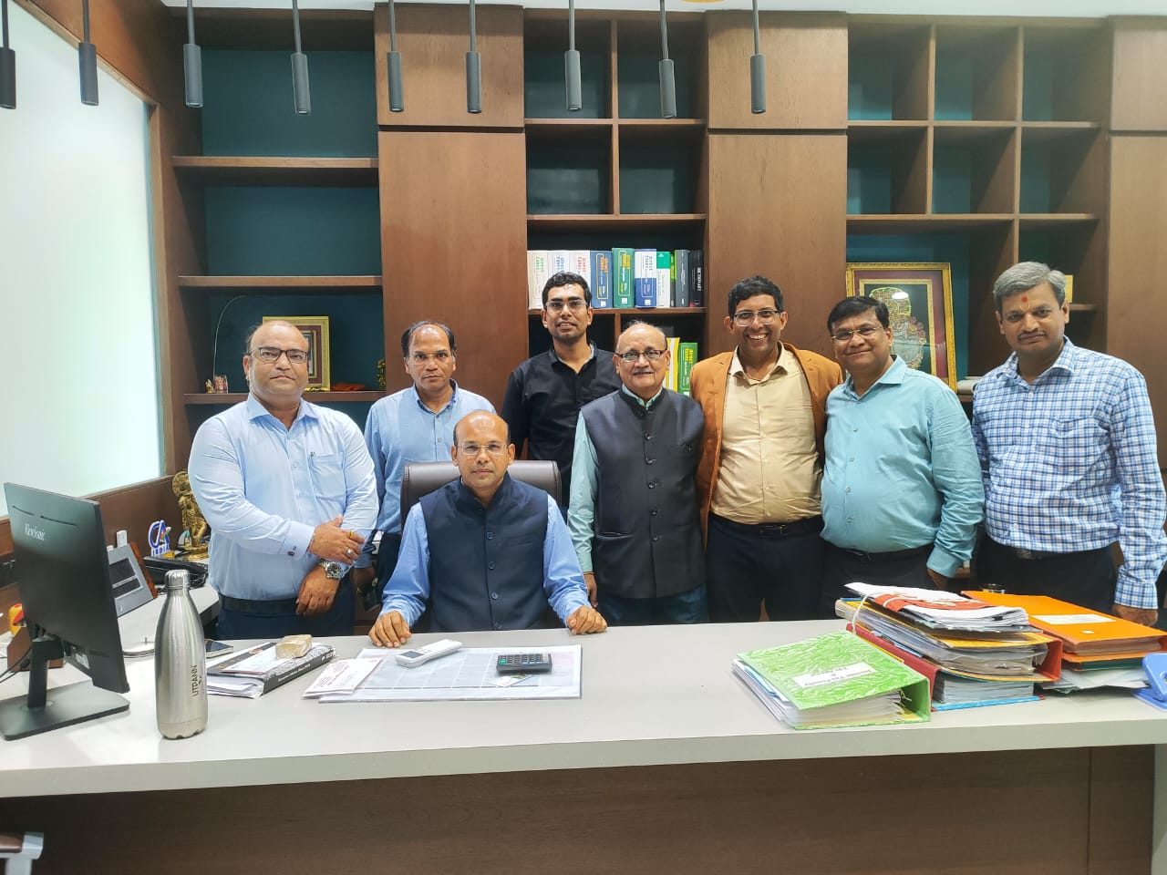 ઓલ ગુજરાત ફેડરેશનના પદાધિકારીઓની પૂર્વ પ્રમુખ CA રવિભાઈ શાહની ઓફિસની શુભેરછા મુલાકાત